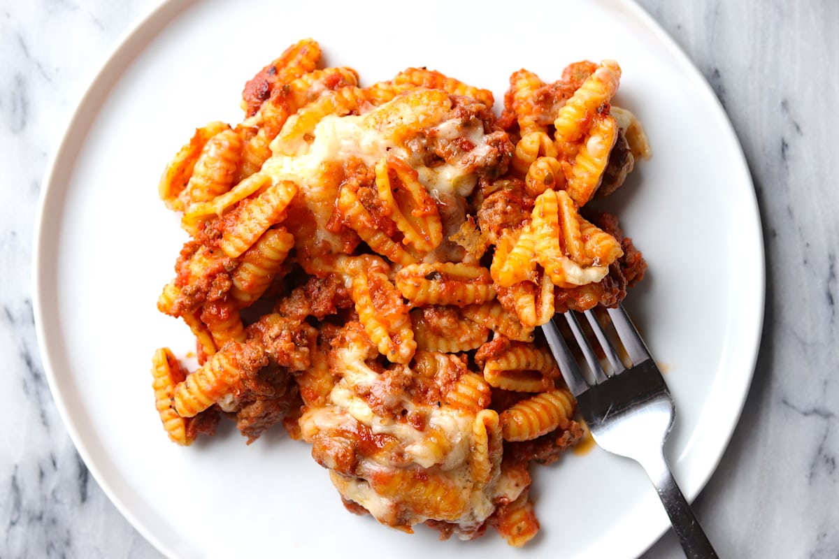 Cheesy Ground Beef Skillet Pasta Recipe | The Hungry Hutch