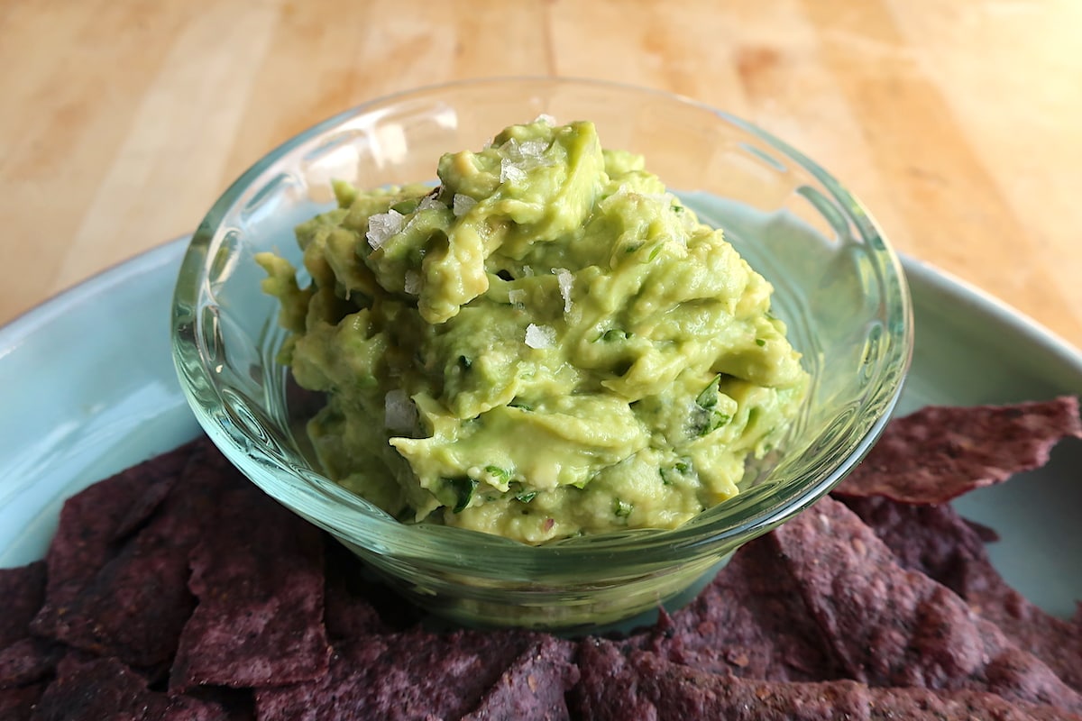 Easy Guacamole Recipe for One | The Hungry Hutch