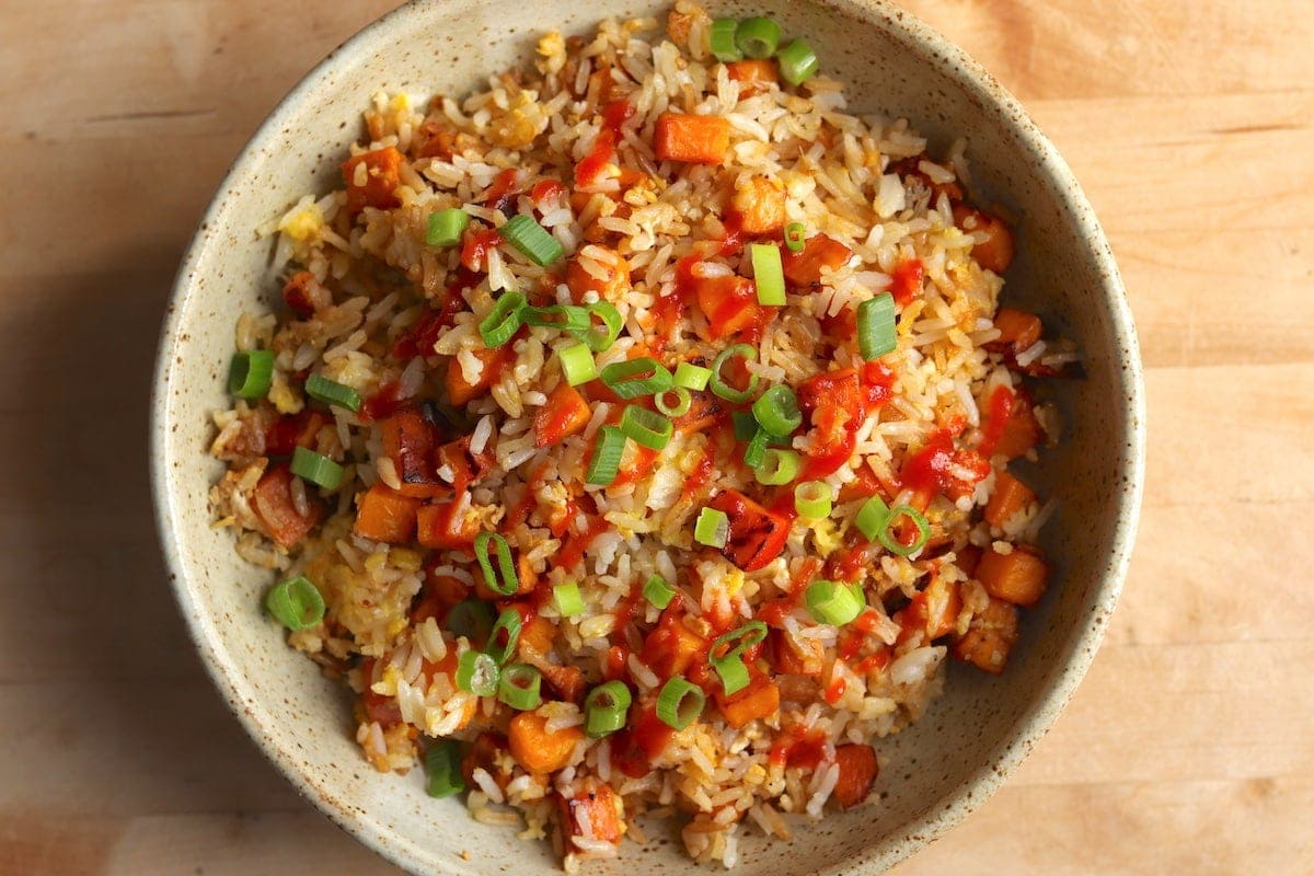 Easy Fried Rice Recipe (Classic Vegetable Fried Rice!) - Pumpkin